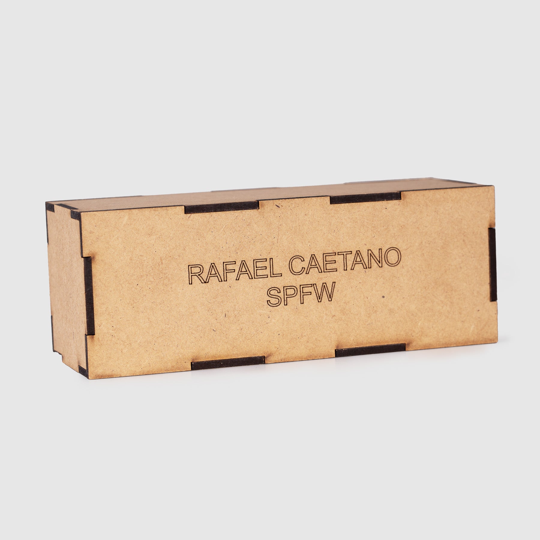 Relógio CAULE & RAFAEL CAETANO